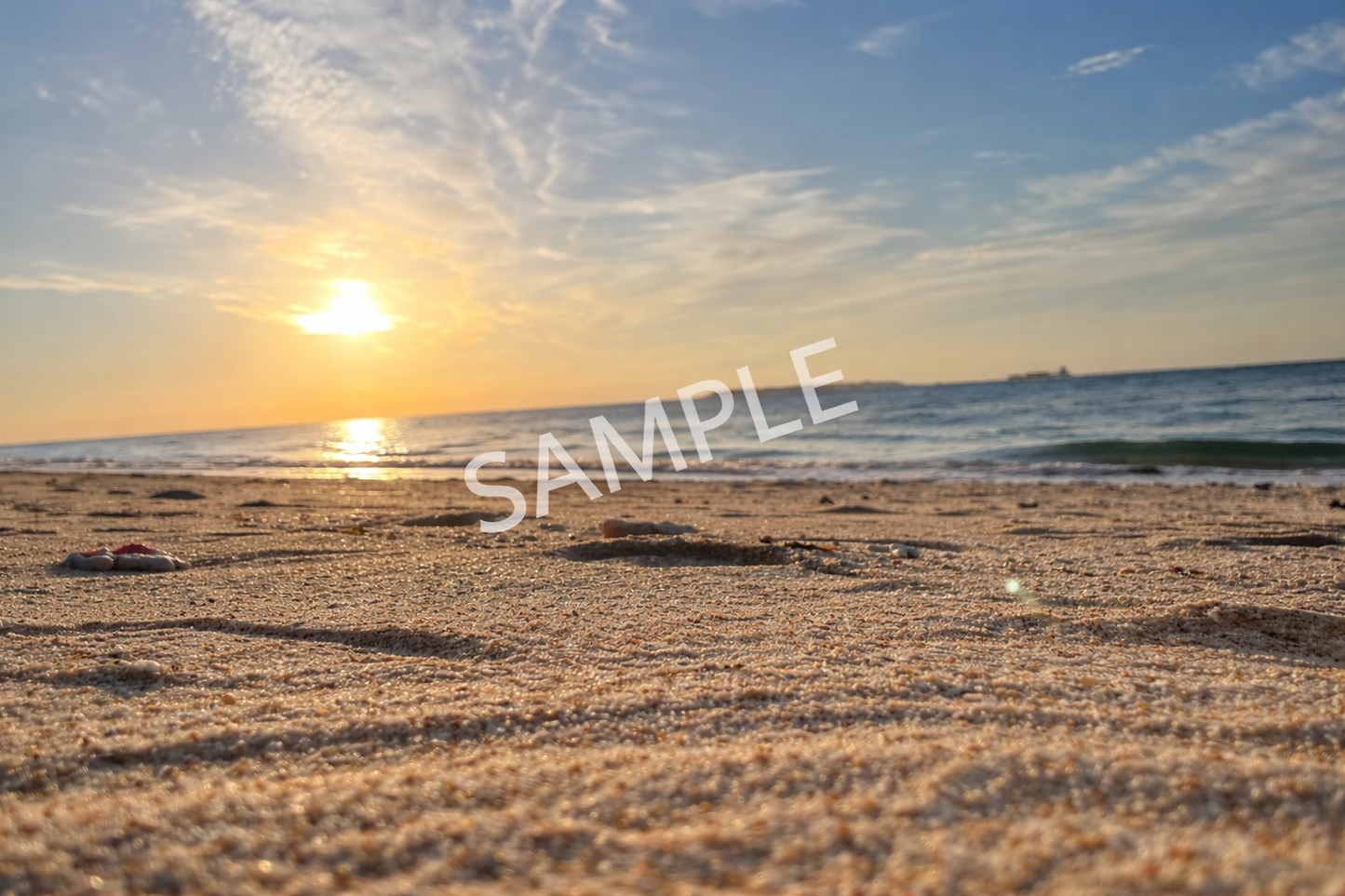 一日の終わり、晴れた海